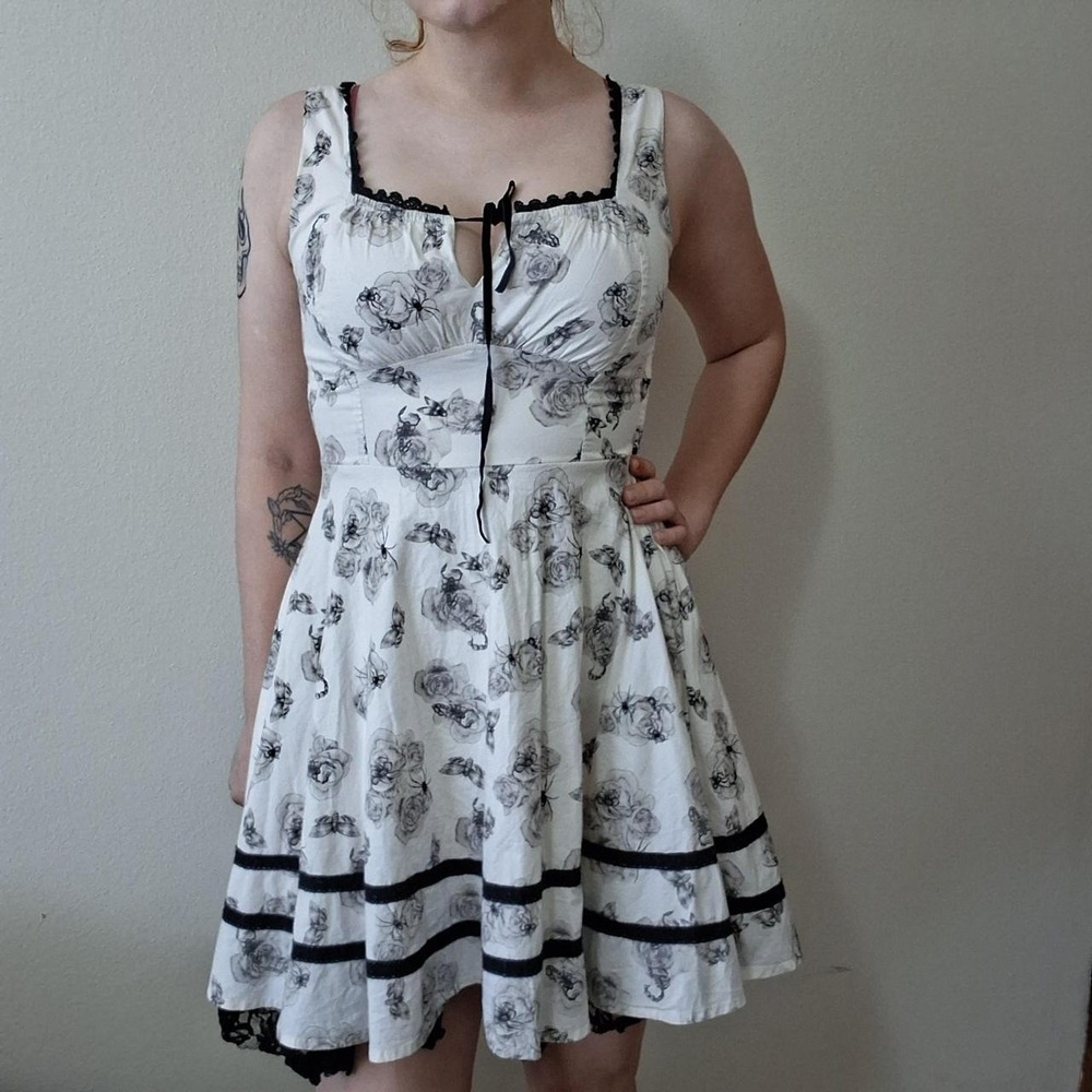 Hell Bunny Insect Spider Rose Moth Lace Trim Black White Corset Dress S
